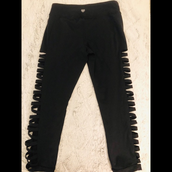 Workout leggings w/ side slits ✨ - Picture 3 of 6
